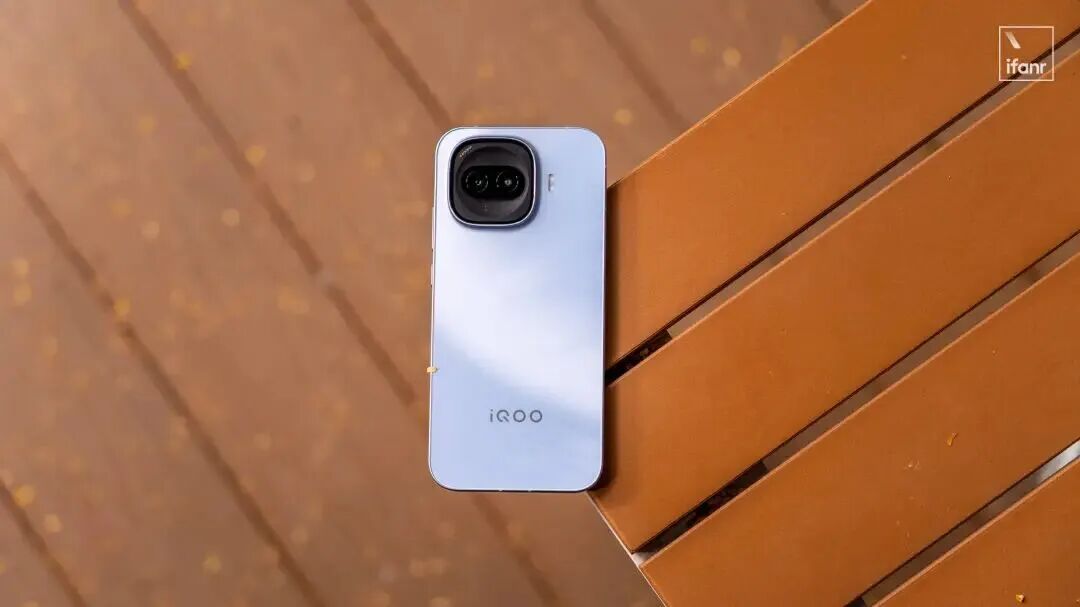  今年所有品牌手机即将大幅涨价，涨1000以上？AI的红利没吃上，钱包先空了 新闻 今年所有品牌手机即将大幅涨价，涨1000以上？AI的红利没吃上，钱包先空了 新闻 今年所有品牌手机即将大幅涨价，涨1000以上？AI的红利没吃上，钱包先空了 新闻