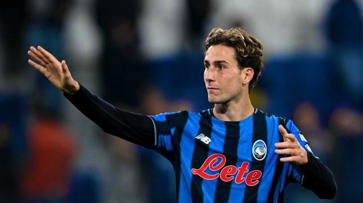  意大利记者斯基拉爆料内幕；罗马队夏季引援目标锁定亚特兰大左翼卫；贝尔纳斯科尼或成红狼新宠。 体育新闻 意大利记者斯基拉爆料内幕；罗马队夏季引援目标锁定亚特兰大左翼卫；贝尔纳斯科尼或成红狼新宠。 体育新闻