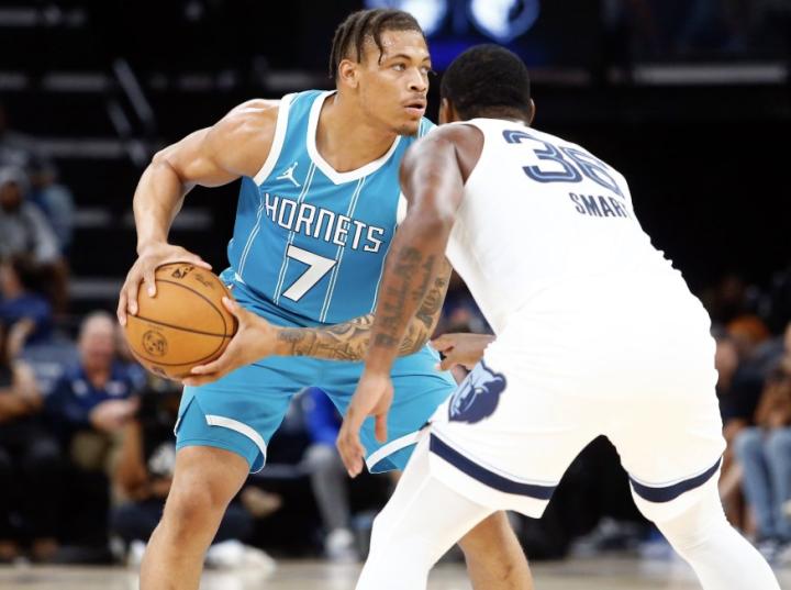  新外援约翰逊香港落地成功；山东高速加速注册流程，锋线实力迎来明显提升。 体育新闻 新外援约翰逊香港落地成功；山东高速加速注册流程，锋线实力迎来明显提升。 体育新闻 新外援约翰逊香港落地成功；山东高速加速注册流程，锋线实力迎来明显提升。 体育新闻