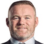  全英音乐奖前夕，鲁尼现身曼城高档酒吧；两位女士陪伴，饮酒至深夜。 娱乐新闻