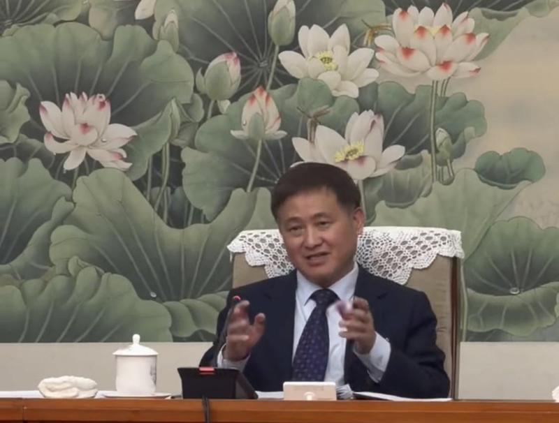  潘功胜亲赴浙江代表团，逐一回应民企关切；适度宽松政策持续发力，金融活水精准滋养实体。 股票财经 潘功胜亲赴浙江代表团，逐一回应民企关切；适度宽松政策持续发力，金融活水精准滋养实体。 股票财经 潘功胜亲赴浙江代表团，逐一回应民企关切；适度宽松政策持续发力，金融活水精准滋养实体。 股票财经