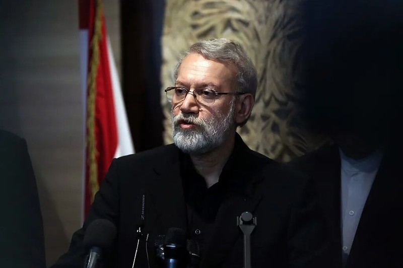  特朗普暗示条件性对话可能，伊朗坚决回绝；冲突升级引全球关注。 新闻 特朗普暗示条件性对话可能，伊朗坚决回绝；冲突升级引全球关注。 新闻