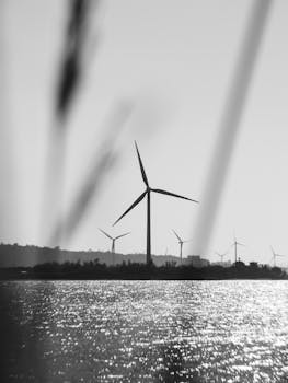 险企积极布局前沿领域；车电分离车险试点加速推进。