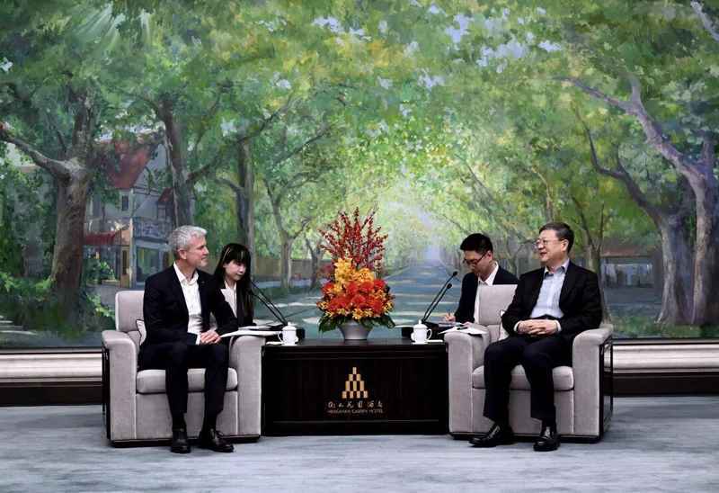  精准产业定位：全球顶尖制造在沪的战略深耕 企业服务