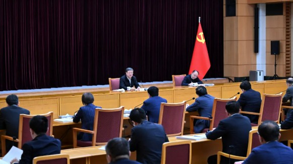  数以百计的战略部署背后：回到那个充满期待的宣讲现场 新闻 数以百计的战略部署背后：回到那个充满期待的宣讲现场 新闻