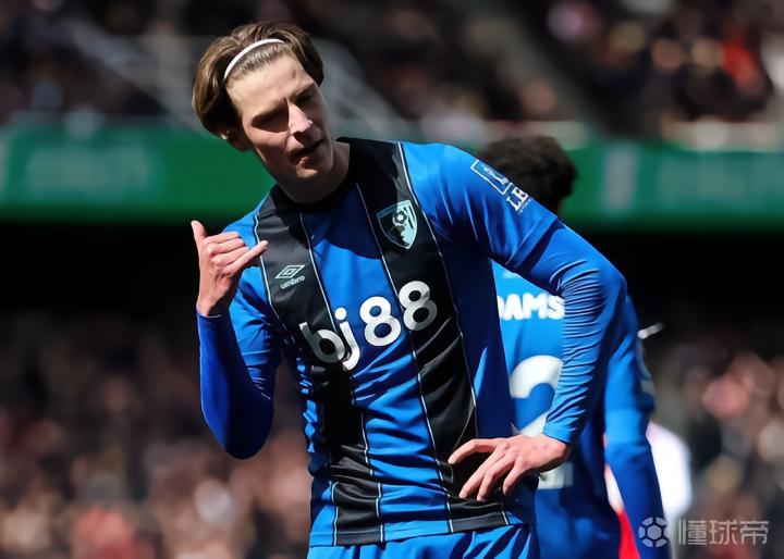  马奎尔终于说出实话：兄弟们，我们需要真正能战斗的伙伴 体育新闻 马奎尔终于说出实话：兄弟们，我们需要真正能战斗的伙伴 体育新闻