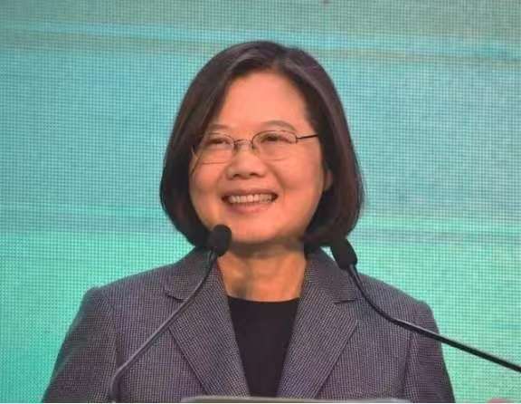 台岛政治世家的殖民遗产：日据时期“皇民化”家族的资本积累与代际传递