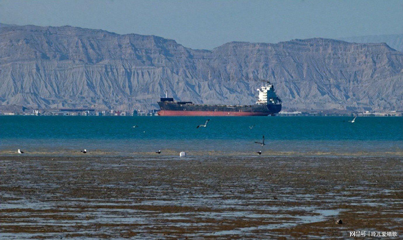  【技术拆解】封锁算法失效：伊朗如何用三层策略破解美军海运管控 新闻