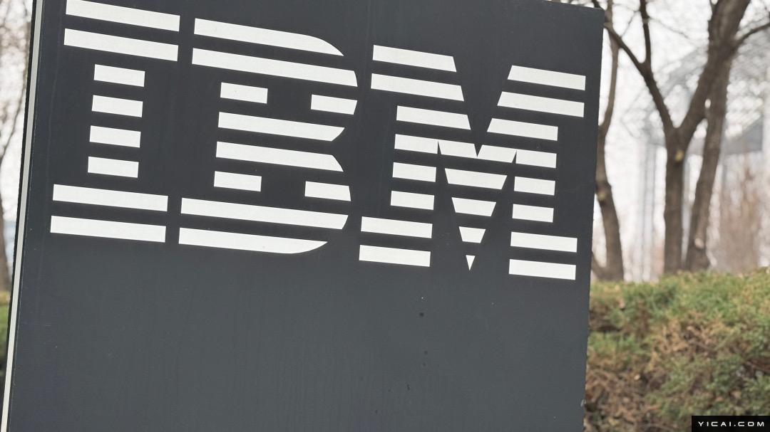  技术管理革命：郭士纳如何用「客户导向」重塑IBM基因 企业服务