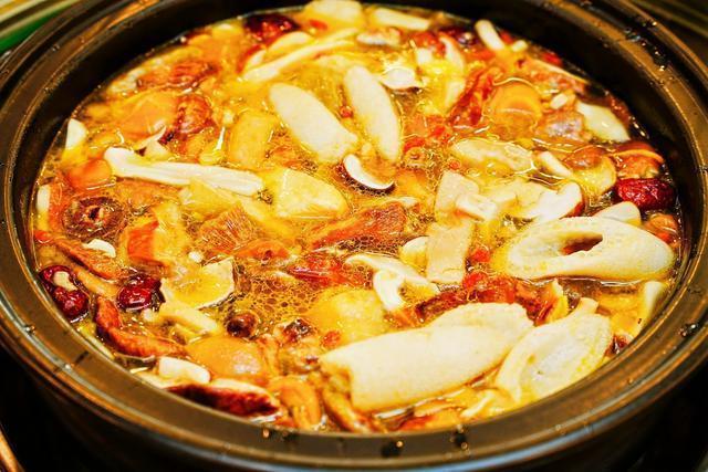  【深度复盘】昆明野生菌美食文化特色街区：四个月焕新背后的规划逻辑与运营方法论 文化旅游